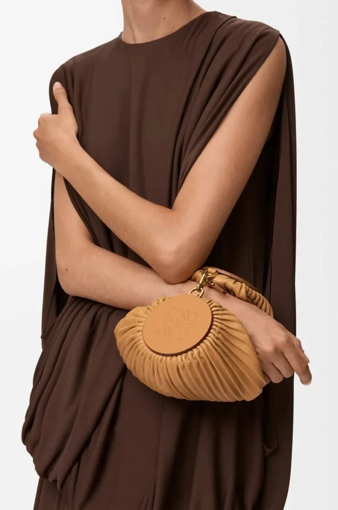 Bracelet Pouch in pelle di agnello nappa plissettata Warm Desert