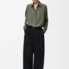 Camicia a palloncino in seta verde kaki