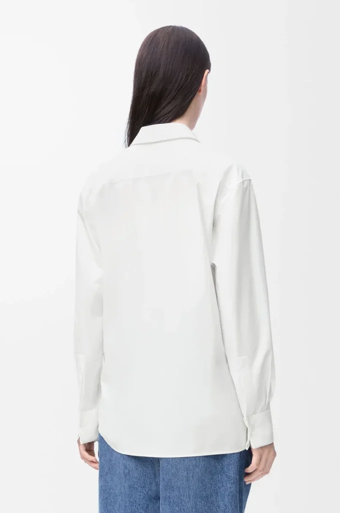 Camicia drappeggiata in cotone bianco Camicia drappeggiata in cotone bianco