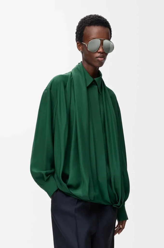 Camicia drappeggiata in seta Verde scuro Camicia drappeggiata in seta Verde scuro