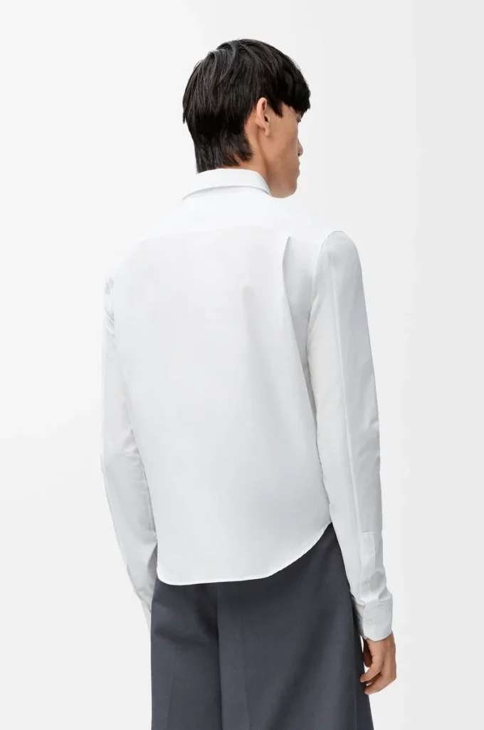 Camicia in cotone bianco Camicia in cotone bianco