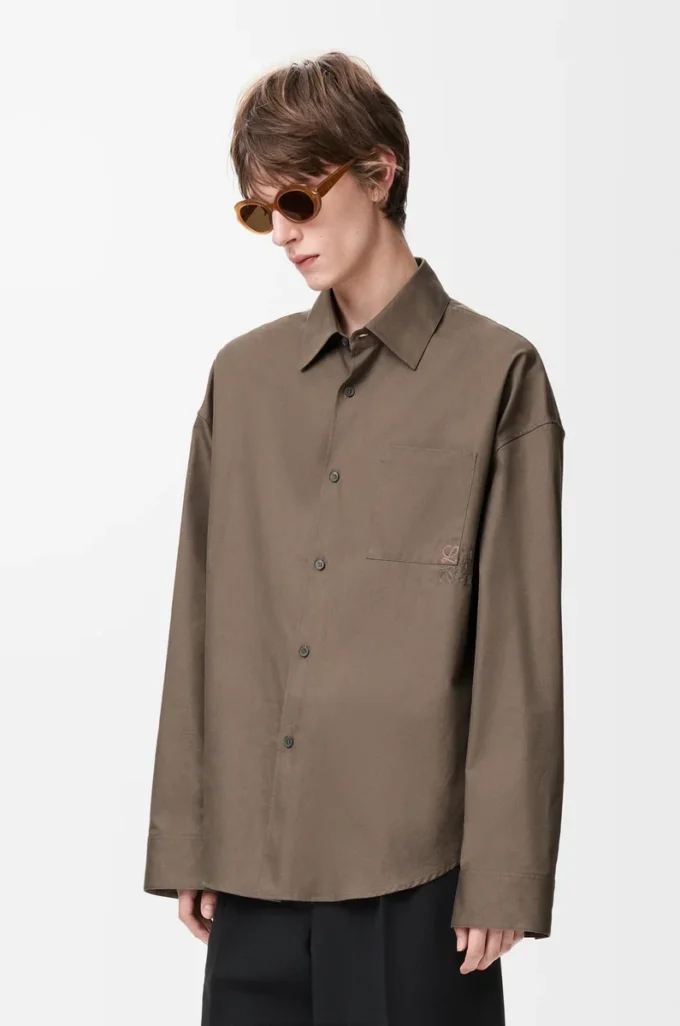 Camicia in cotone marrone kaki Camicia in cotone marrone kaki