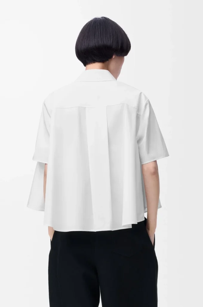 Camicia trapezio a maniche corte in cotone bianco Camicia trapezio a maniche corte in cotone bianco