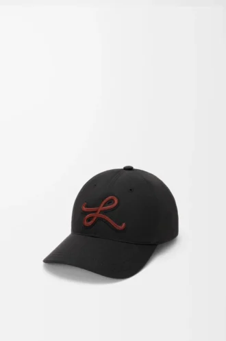 Cappellino con patch L in cotone nero