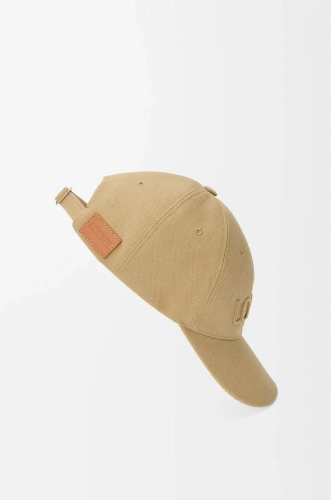 Cappellino LOEWE in tela color sabbia