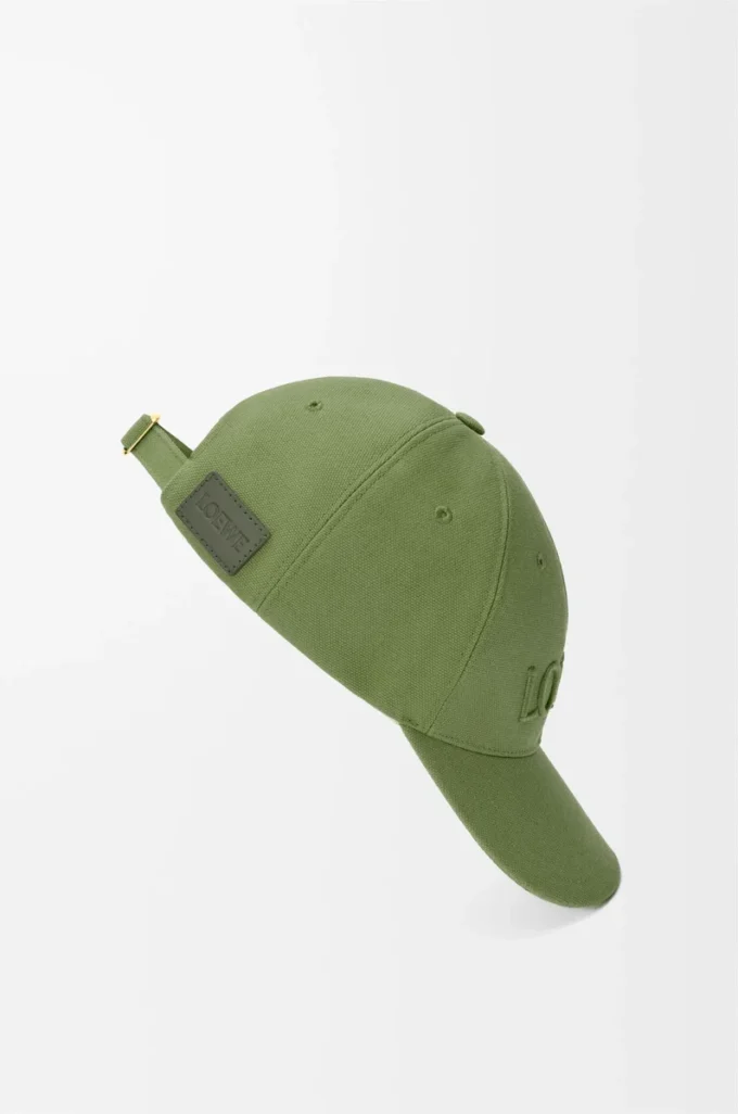 Cappellino LOEWE in tela verde salvia Cappellino LOEWE in tela verde salvia
