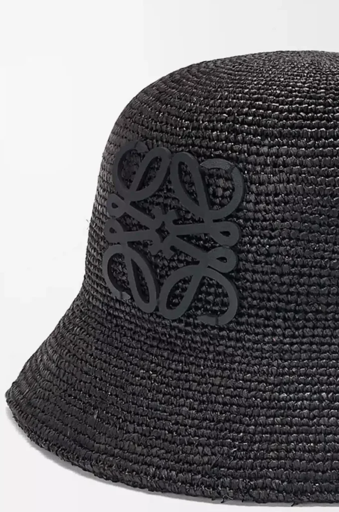 Cappello a secchiello in rafia e pelle di vitello Nero Cappello a secchiello in rafia e pelle di vitello Nero