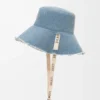 Cappello da pescatore sfrangiato in denim e pelle di vitello Denim blu Cappello da pescatore sfrangiato in denim e pelle di vitello Denim blu