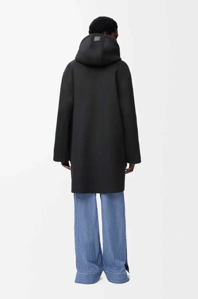 Cappotto con cappuccio in lana Nero