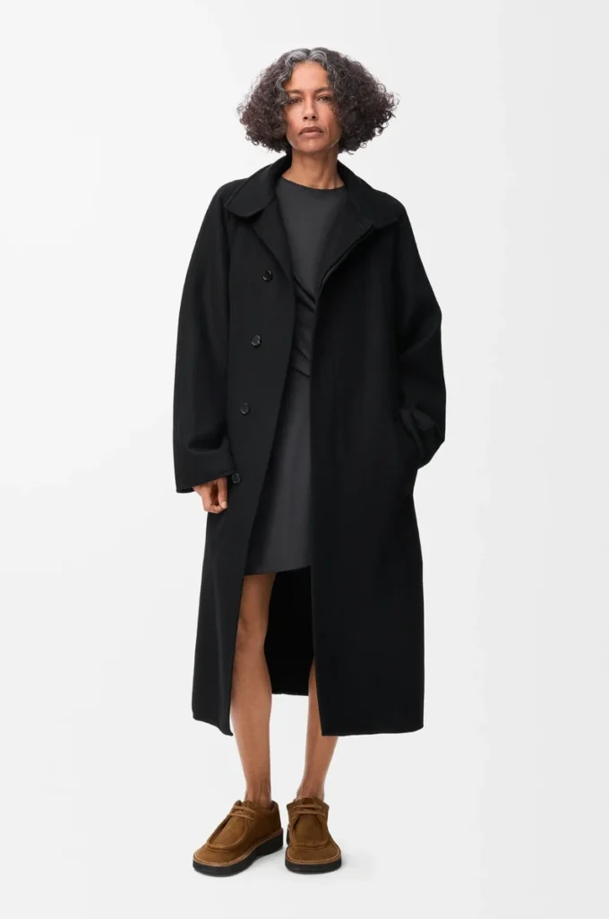 Cappotto con cintura in lana e cashmere Nero Cappotto con cintura in lana e cashmere Nero