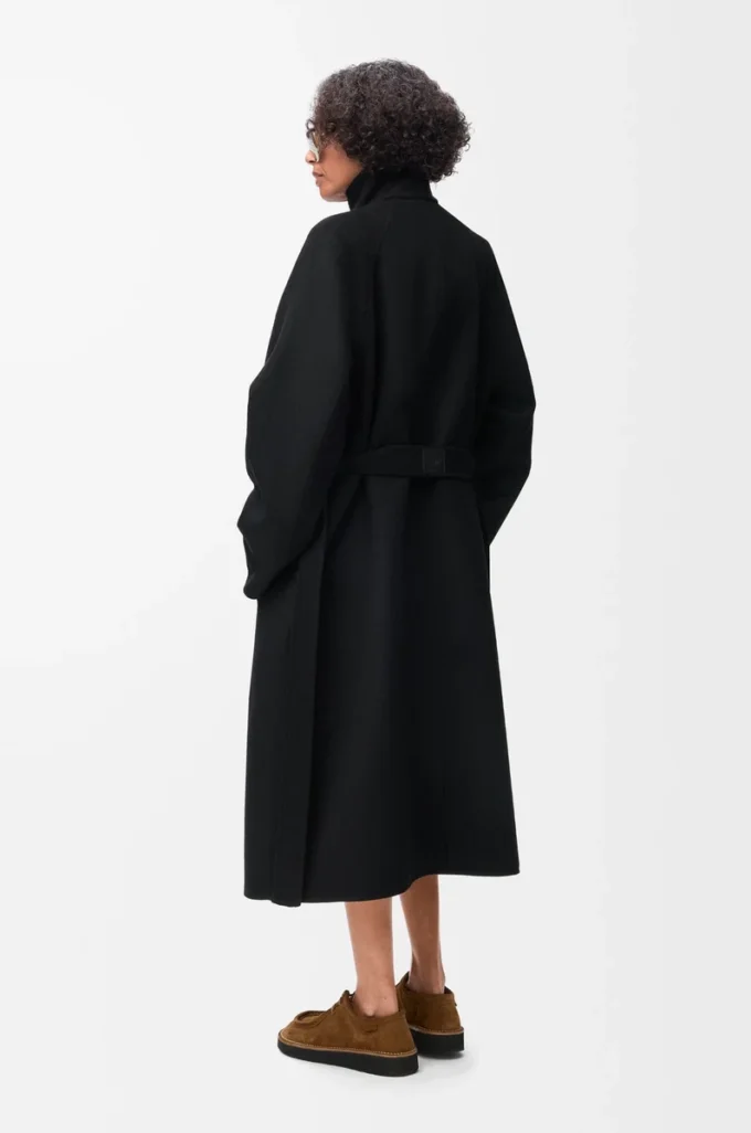 Cappotto con cintura in lana e cashmere Nero Cappotto con cintura in lana e cashmere Nero