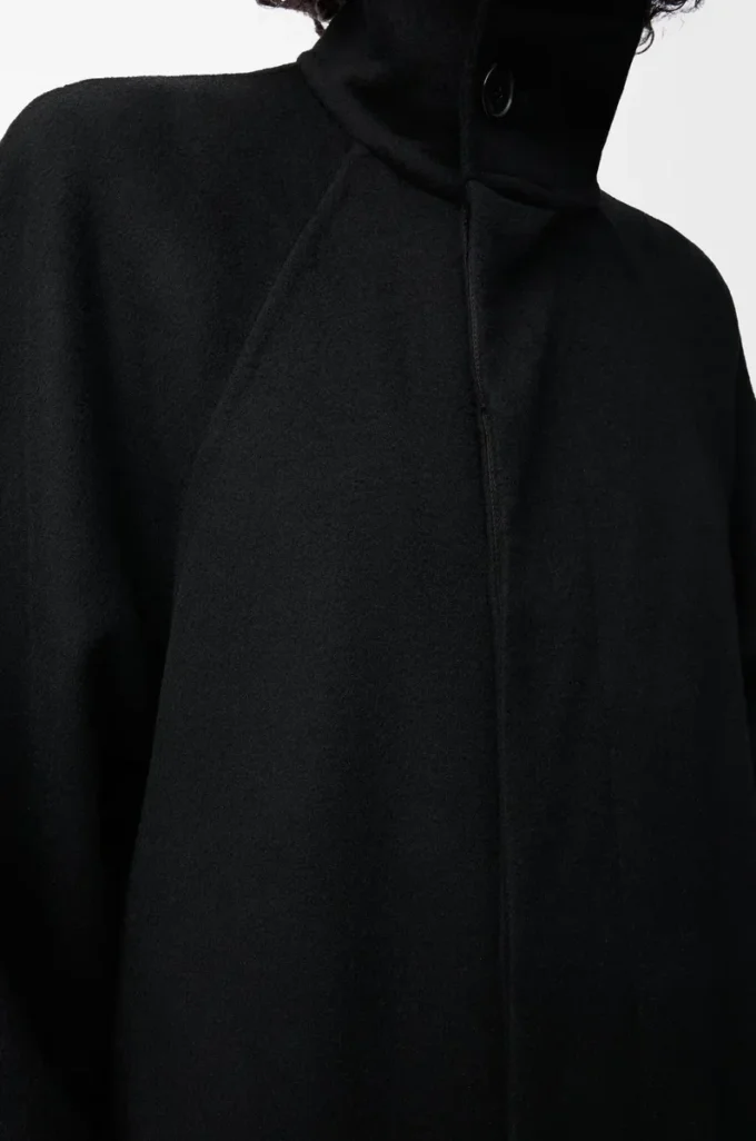 Cappotto con cintura in lana e cashmere Nero Cappotto con cintura in lana e cashmere Nero