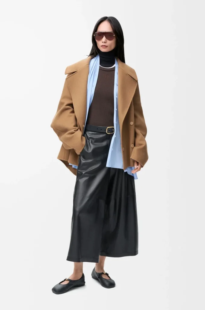Cappotto corto in lana color cammello
