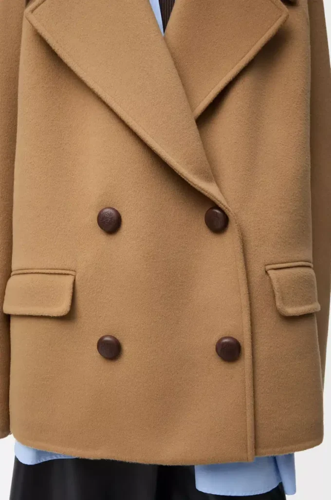 Cappotto corto in lana color cammello