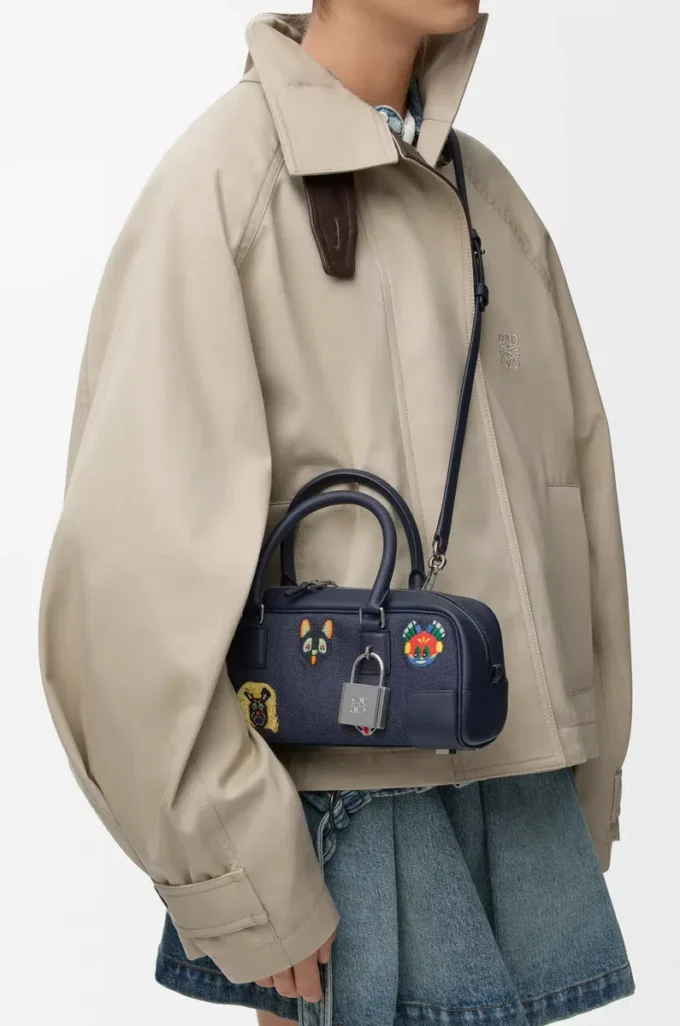 Cats Amazona 23 borsa corta in denim ricamato Blu Cats Amazona 23 borsa corta in denim ricamato Blu