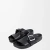Ciabatta Ease Buckle in pelle di vitello conciata al vegetale Nero