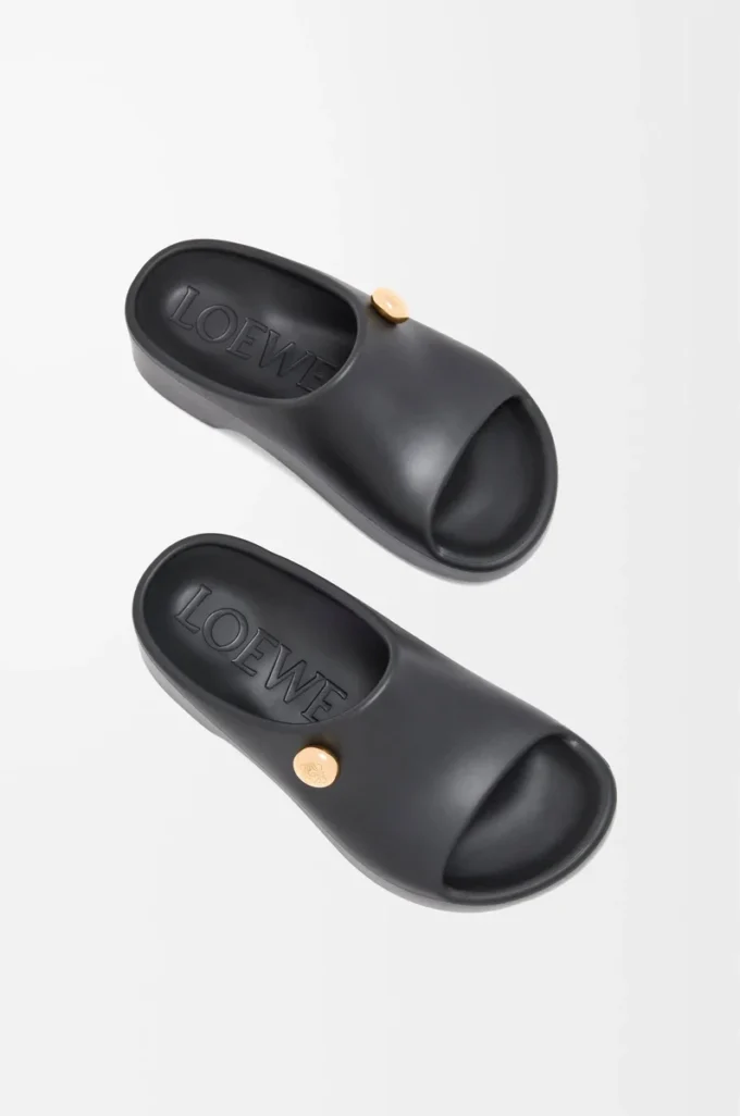 Ciabatta Foam Pebble Nero/Oro Ciabatta Foam Pebble Nero/Oro