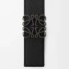 Cintura reversibile Anagram in morbida pelle di vitello martellata Dark Khaki/Black/Dark Pal Cintura reversibile Anagram in morbida pelle di vitello martellata Dark Khaki/Black/Dark Pal