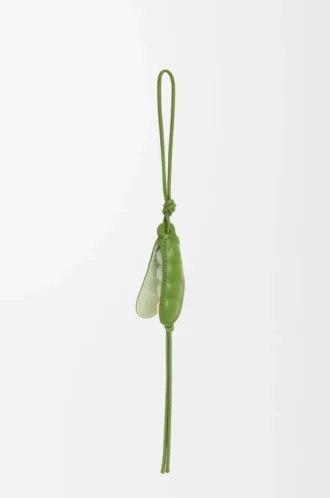 Ciondolo a forma di baccello in classica pelle di vitello verde primavera/giada primavera