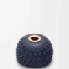 Ciondolo a forma di fiore in pelle di vitello blu navy Ciondolo a forma di fiore in pelle di vitello blu navy