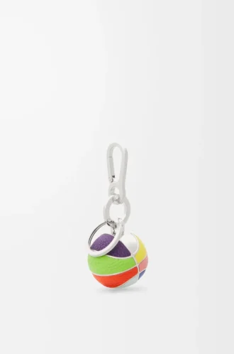 Ciondolo a forma di pallone da basket in pelle di vitello e metallo Multicolore
