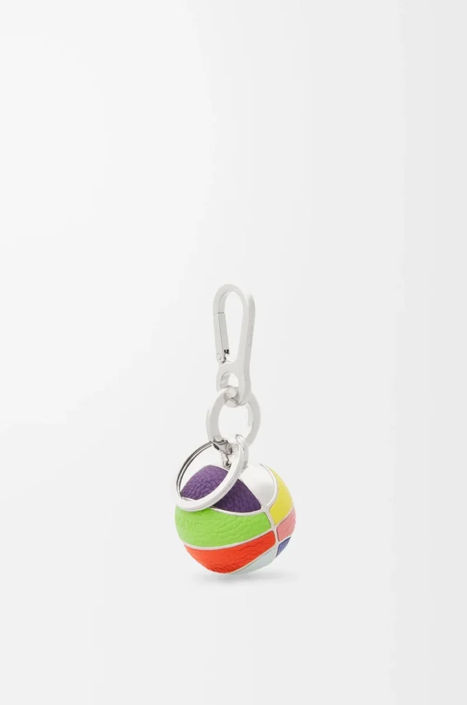 Ciondolo a forma di pallone da basket in pelle di vitello e metallo Multicolore Ciondolo a forma di pallone da basket in pelle di vitello e metallo Multicolore