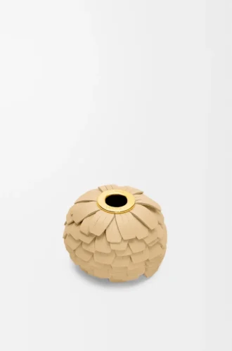 Ciondolo a forma di piccolo fiore in pelle di vitello e ottone Light Yellow