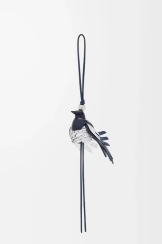 Ciondolo Magpie in pelle di vitello classica Nero/Argento
