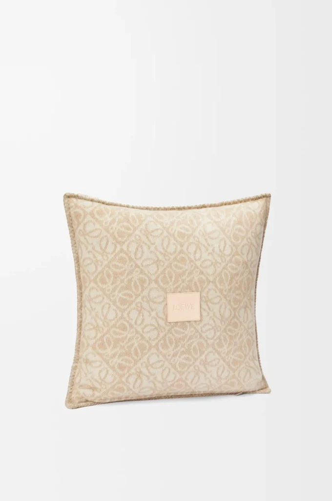 Cuscino Anagram in lana e cashmere Beige Cuscino Anagram in lana e cashmere Beige