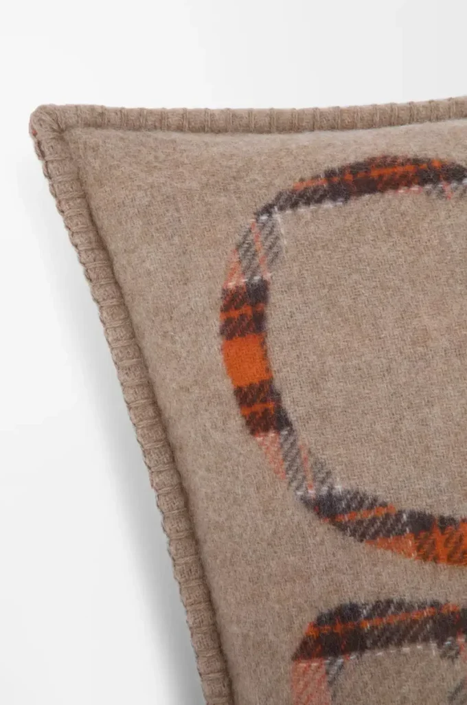 Cuscino in lana e cashmere Beige/Arancione Cuscino in lana e cashmere Beige/Arancione