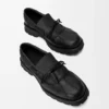 Derby Bobby in pelle di vitello e pelle di vitello conciata al vegetale Nero Derby Bobby in pelle di vitello e pelle di vitello conciata al vegetale Nero