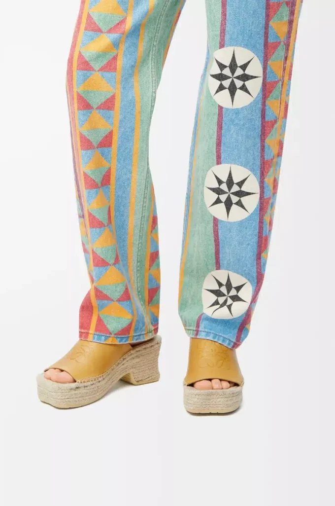Espadrillas con plateau a petalo in pelle di vitello conciata al vegetale color ocra Espadrillas con plateau a petalo in pelle di vitello conciata al vegetale color ocra