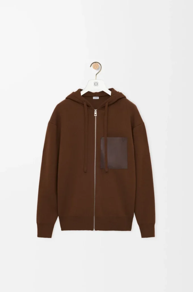Felpa con cappuccio e zip in lana marrone Felpa con cappuccio e zip in lana marrone