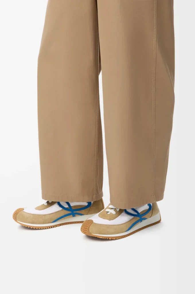 Flow Runner 2.0 in nylon e pelle scamosciata Sand/Blue/White