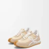 Flow Runner in nylon e pelle scamosciata Light Powder Flow Runner in nylon e pelle scamosciata Light Powder