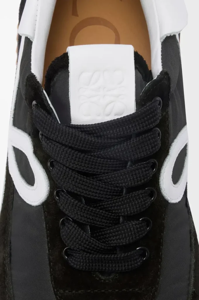 Flow Runner in nylon e pelle scamosciata Nero/Bianco