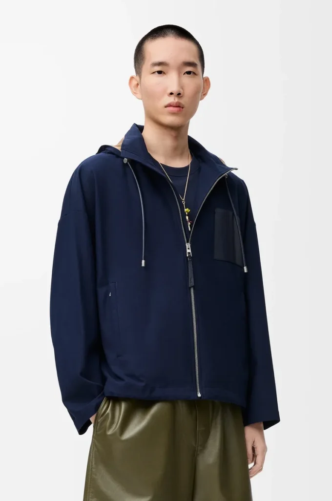 Giacca con cappuccio in cotone blu navy/beige Giacca con cappuccio in cotone blu navy/beige