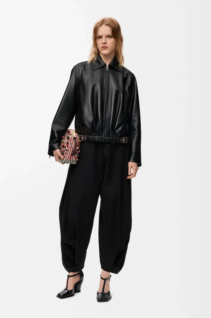 Giacca con cintura in pelle di agnello nappa nera Giacca con cintura in pelle di agnello nappa nera