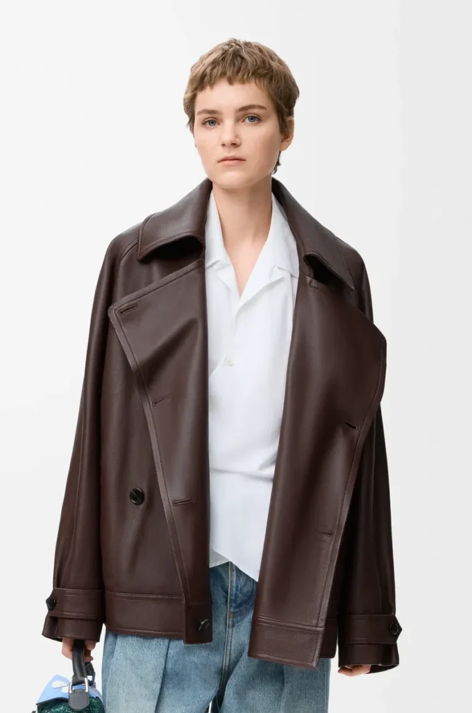 Giacca con fiocco in pelle di agnello nappa color cioccolato fondente