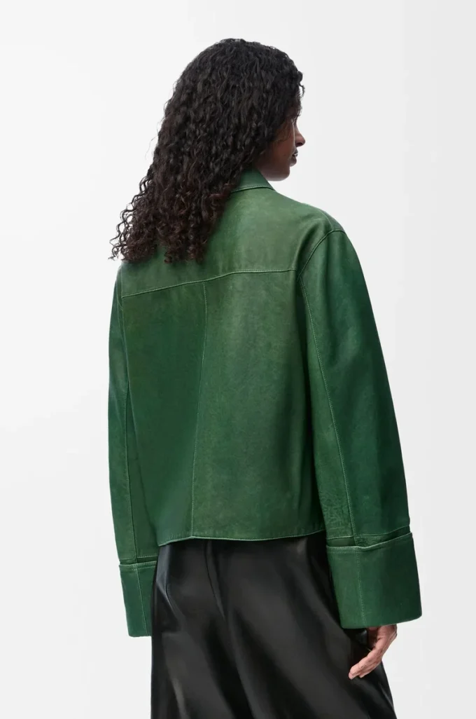 Giacca con risvolti in pelle di agnello nappa Verde scuro Giacca con risvolti in pelle di agnello nappa Verde scuro
