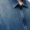 Giacca con zip in denim blu Giacca con zip in denim blu
