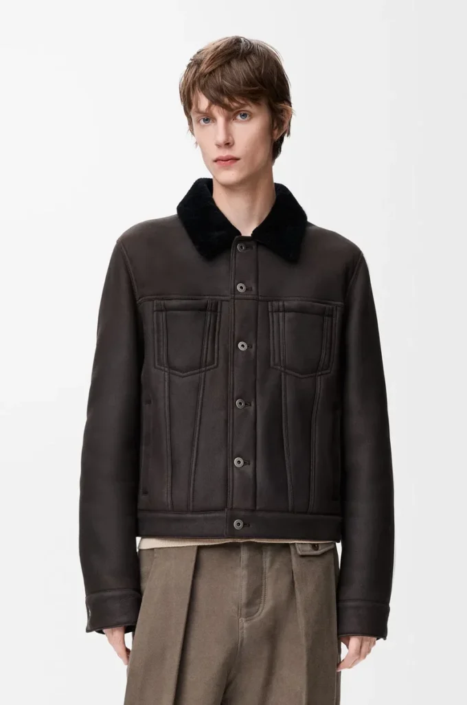Giacca trucker in shearling marrone/blu navy Giacca trucker in shearling marrone/blu navy
