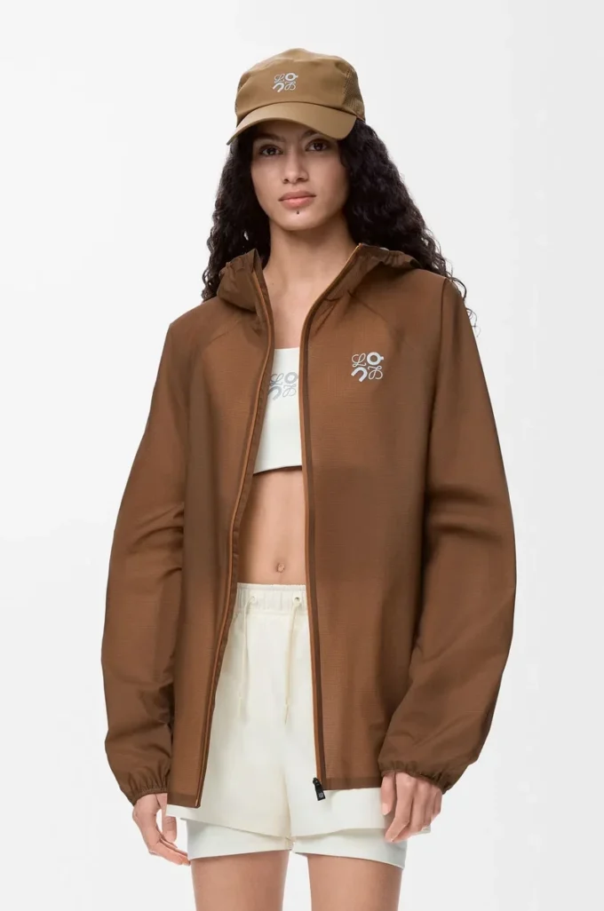 Giacca Ultra in tessuto tecnico Toffee Giacca Ultra in tessuto tecnico Toffee