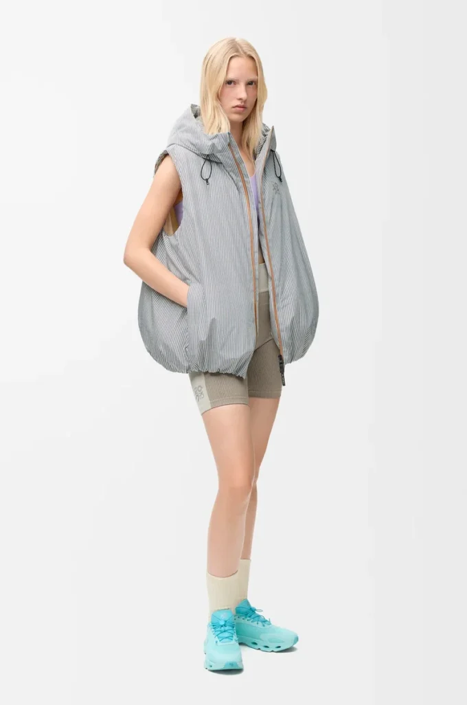 Gilet imbottito in tessuto tecnico Beige/Blu Gilet imbottito in tessuto tecnico Beige/Blu