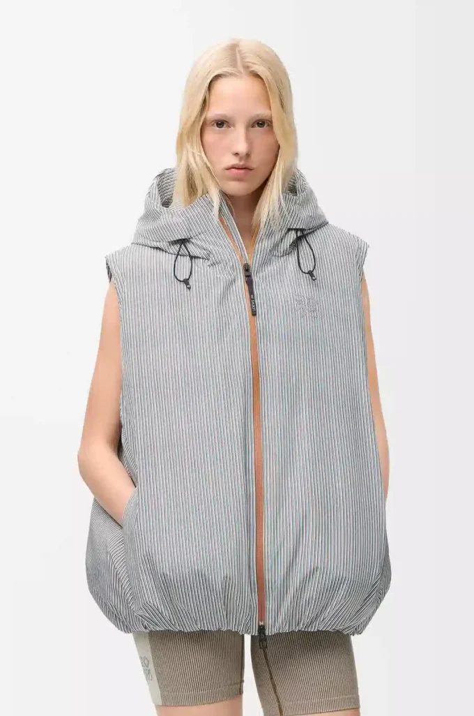 Gilet imbottito in tessuto tecnico Beige/Blu Gilet imbottito in tessuto tecnico Beige/Blu