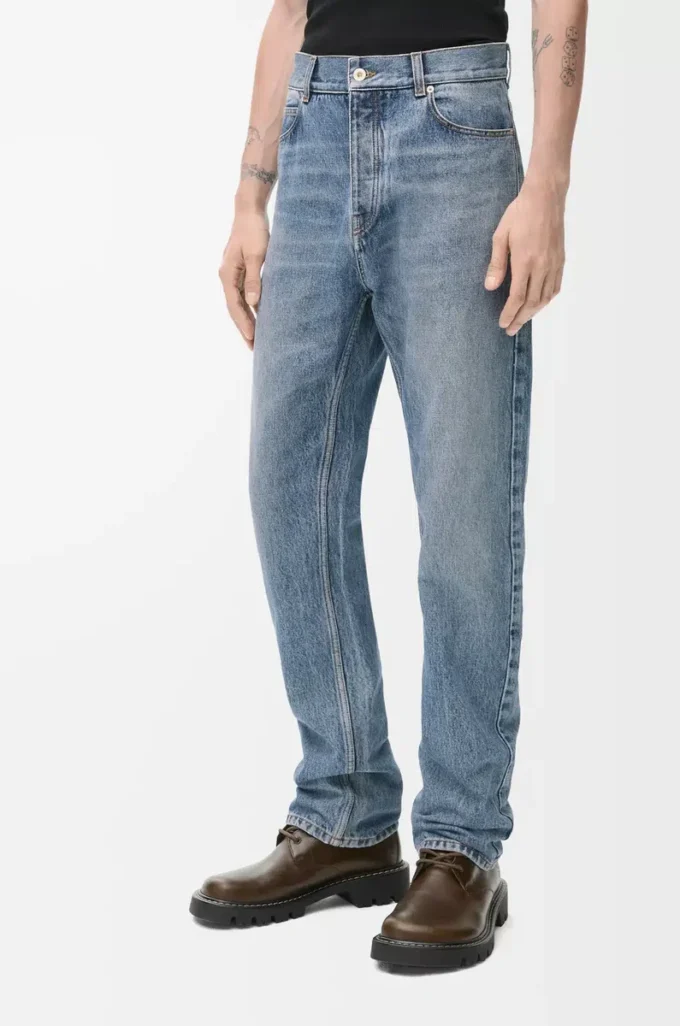 Jeans a gamba dritta in denim blu Jeans a gamba dritta in denim blu