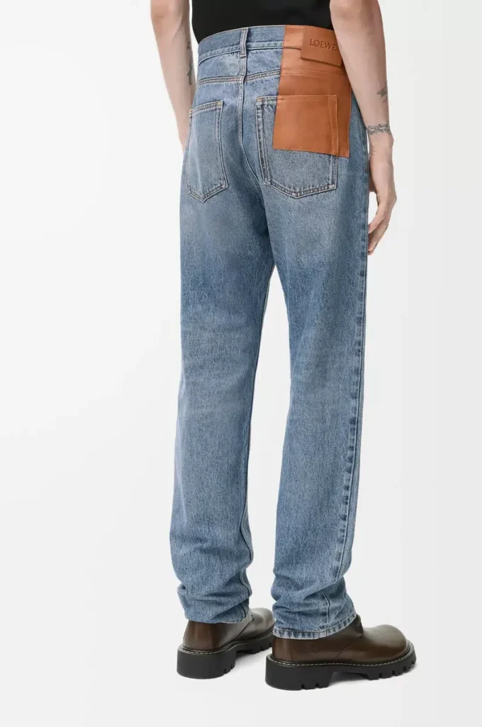 Jeans a gamba dritta in denim blu Jeans a gamba dritta in denim blu