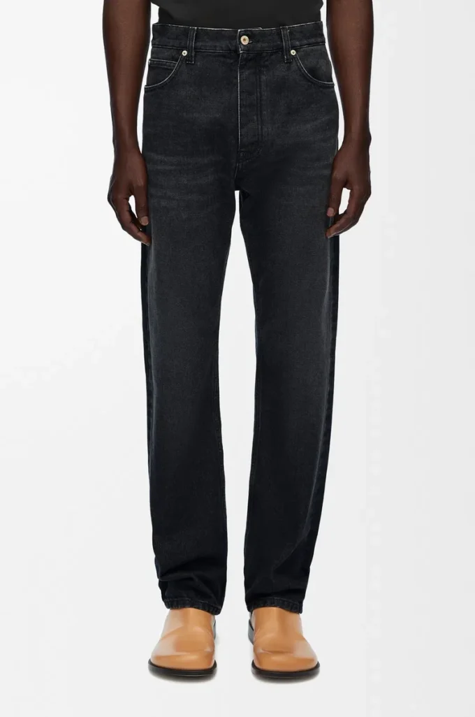 Jeans a gamba dritta in denim nero lavato