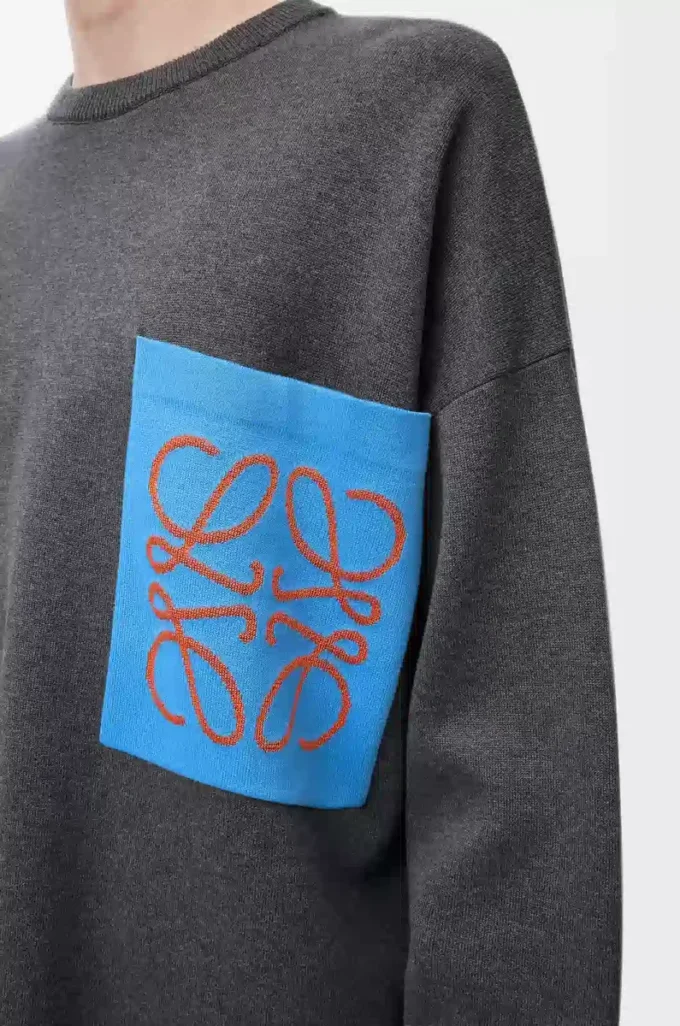 Maglione con tasca Anagram in misto cotone Grigio/Blu