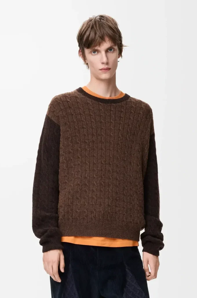 Maglione in cashmere marrone/marrone scuro Maglione in cashmere marrone/marrone scuro